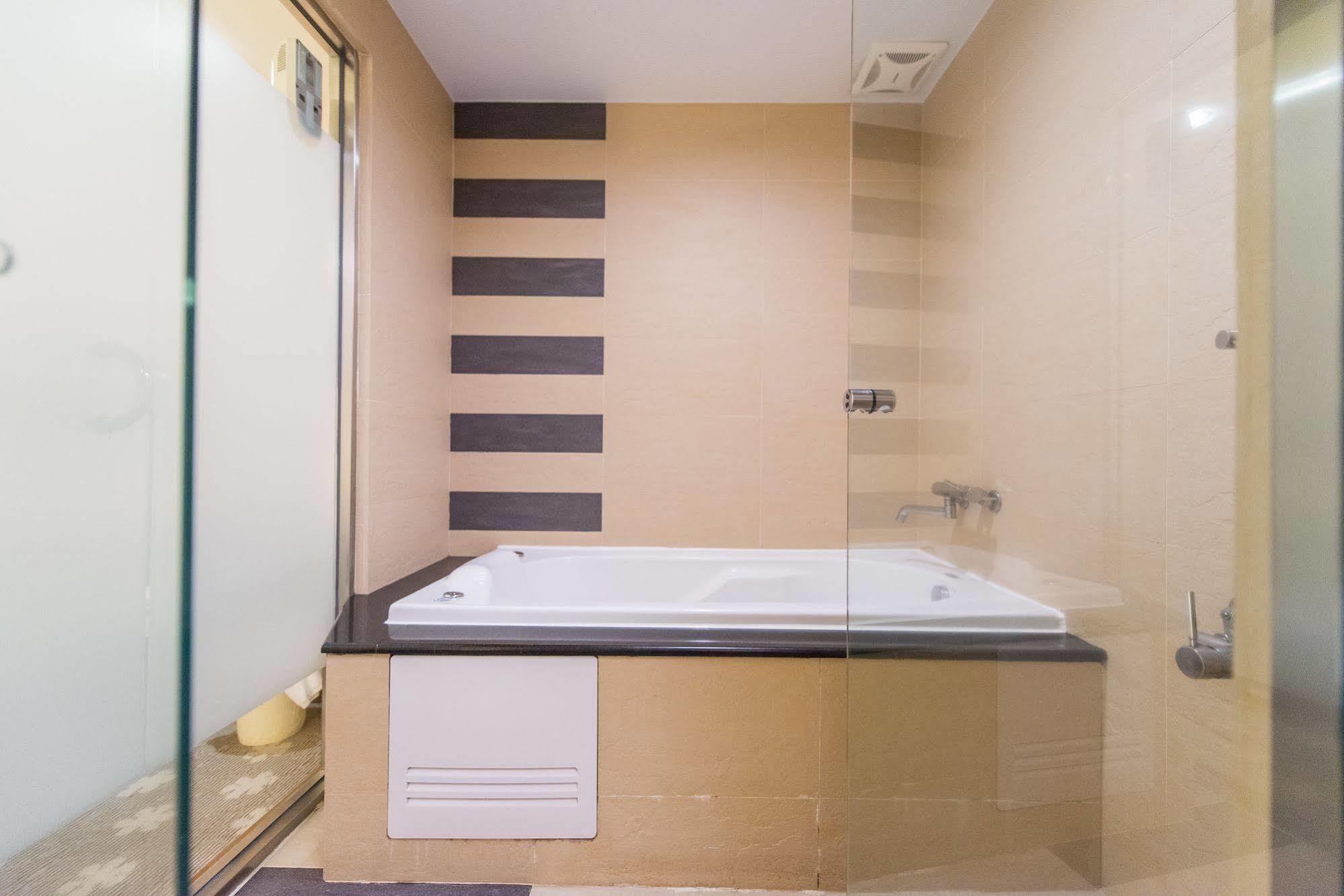 Wish Hotel Taipei Esterno foto