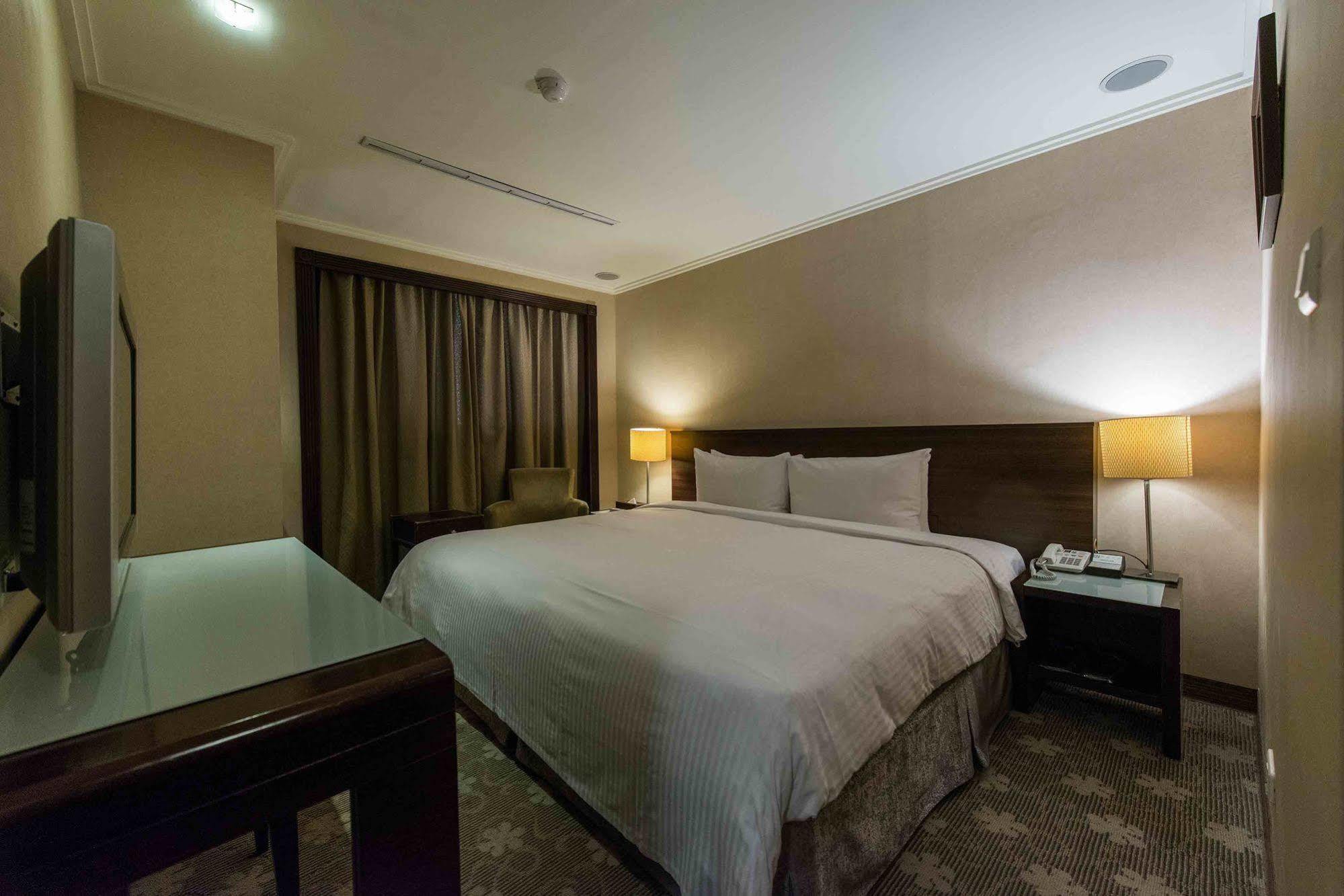 Wish Hotel Taipei Esterno foto